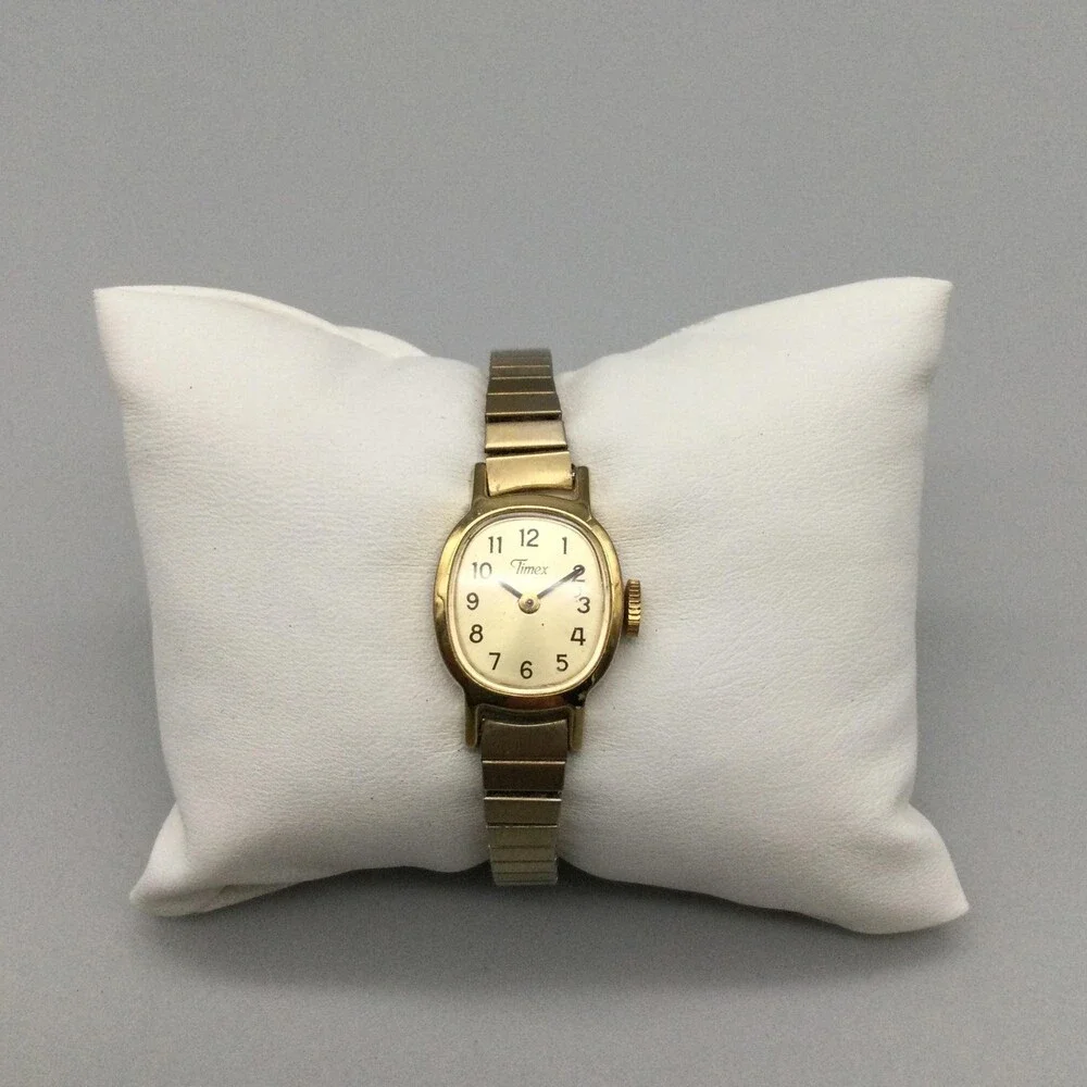 Vintage Timex Women Watch 17mm Champagne Dial Gold Manual Wind Stretch Band
